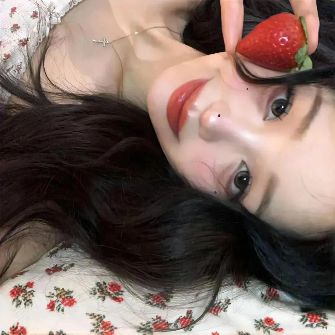 故园梦蝶付东流